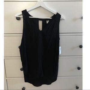 Women’s lightweight black sleeveless blouse